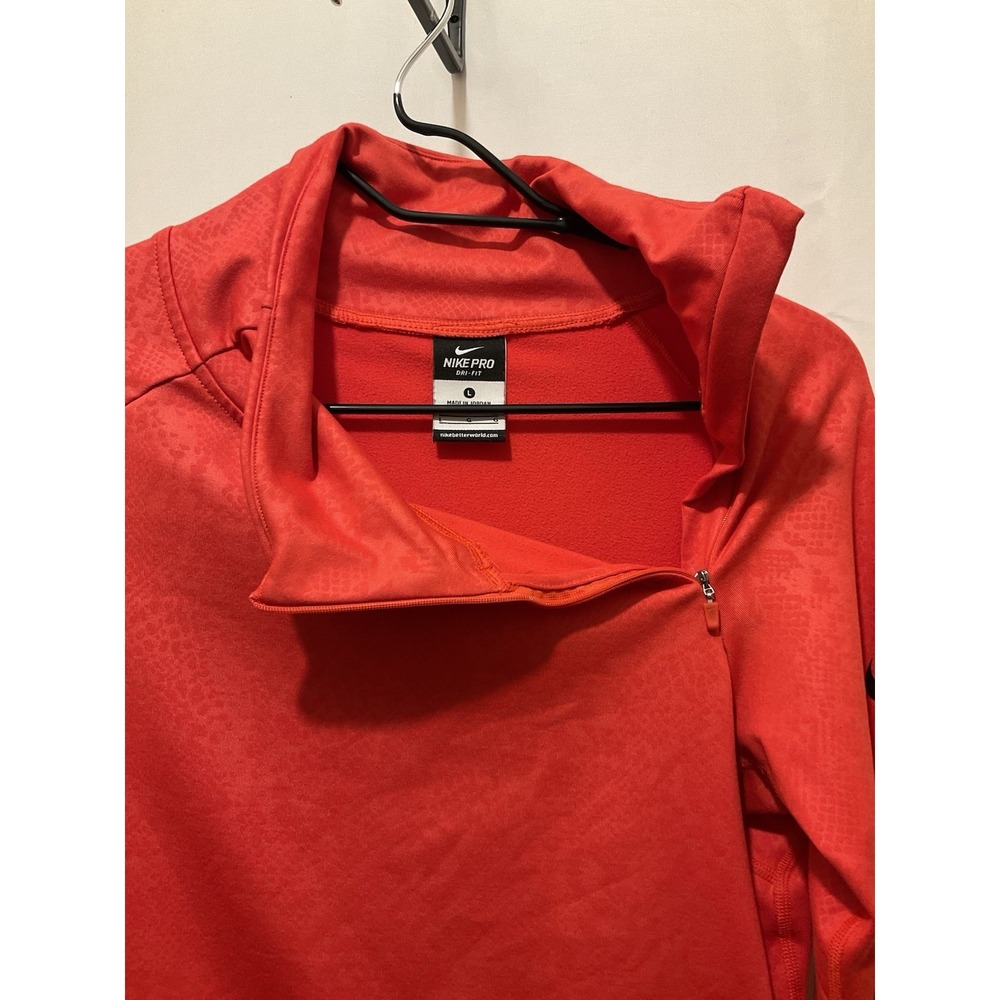Women's Red Nike Shirt Polyester Blend Size Large - Picture 3 of 4